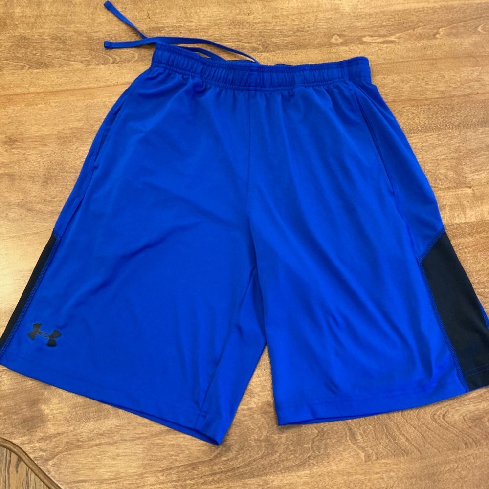 Under Armour Loose Fit shorts